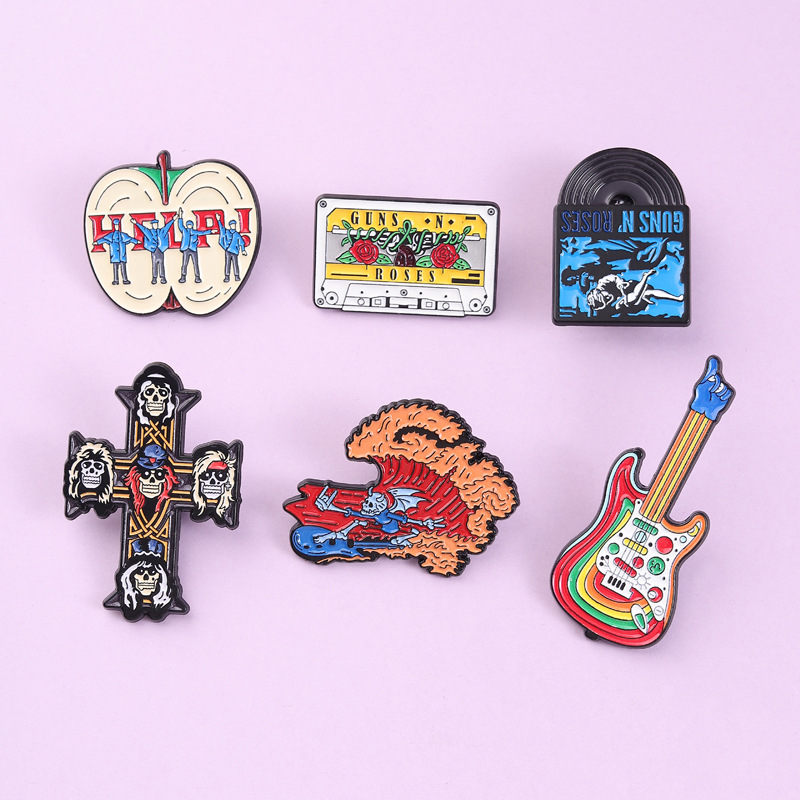 Pins de esmalte personalizados - Musical Instruments Cartoon reseña y precio